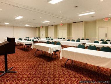 Ramada By Wyndham Bowling Bowling Green