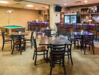 Hotel Ramada By Wyndham Bowling Bowling Green